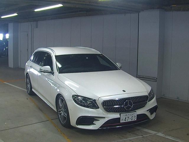 340 MERCEDES BENZ E CLASS WAGON 213245C 2018 г. (ZIP Osaka)